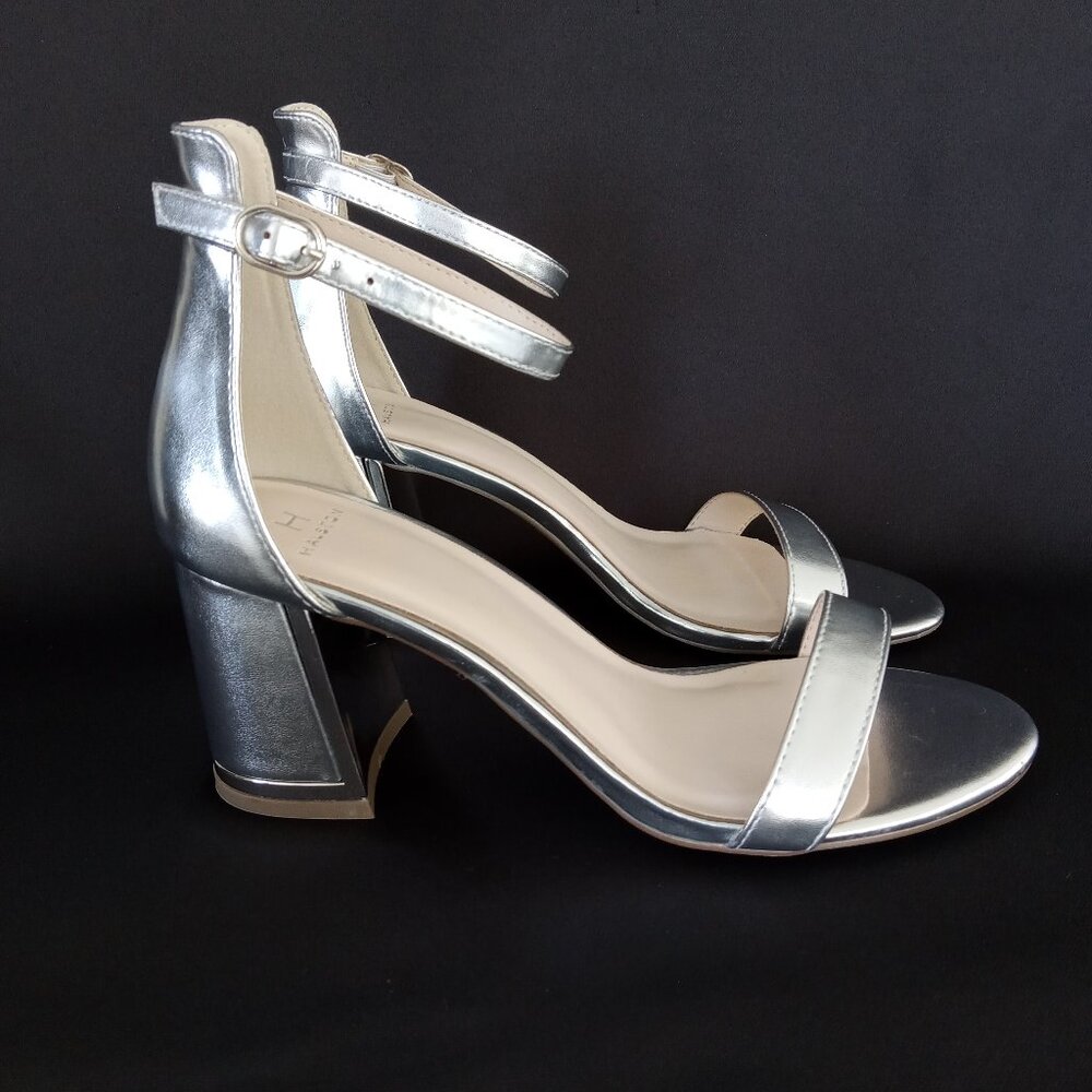 H by Halston Silver Practical Block-Heel Sandals Womens Size 7.5